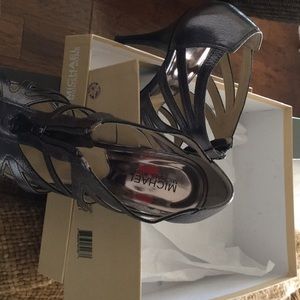 MICHAEL KORS METALLIC SHIMMER ZIP FRONT